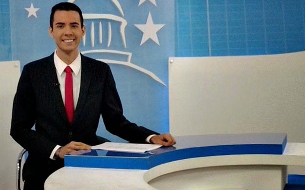 Periodista de Antv que renunció por ganar Bs 5600 se pronunció ante declaraciones de Ramos Allup (Tuit + #Merehuso)