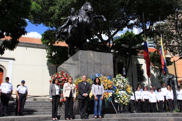 Ofrenda floral al Libertador (1)