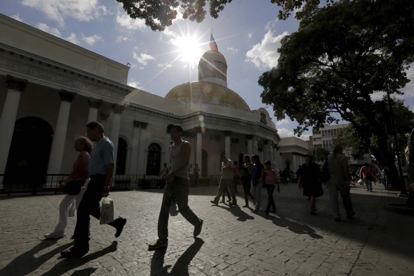 AN aprueba citación de autoridades para tratar situación carcelaria