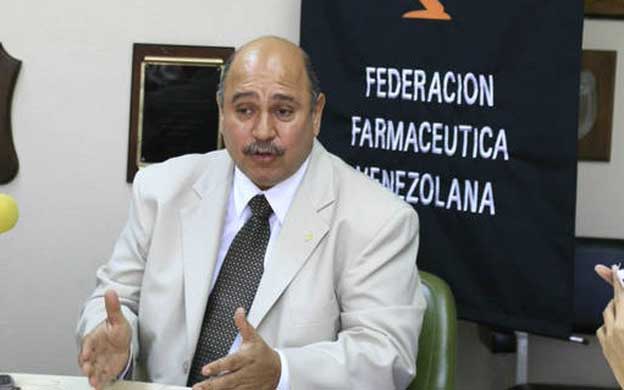 Federación Farmacéutica invita al Cencoex a reunirse en enero