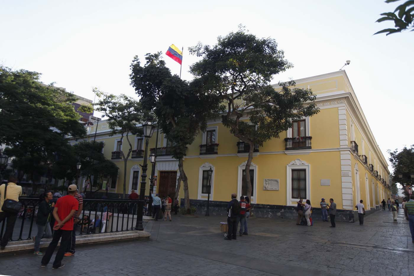 Cancillería venezolana envía condolencias a Italia por víctimas del terremoto