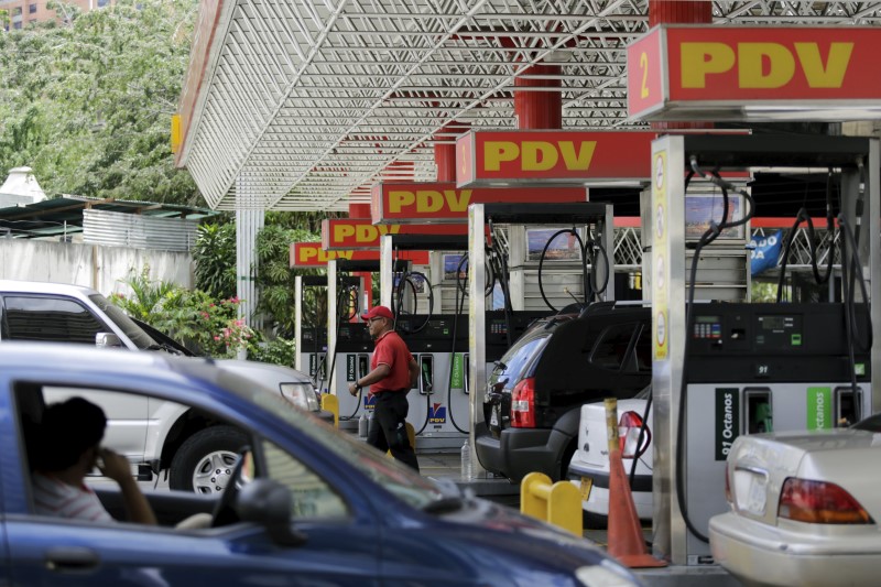 Pdvsa garantiza suministro de combustible durante asueto de Carnaval