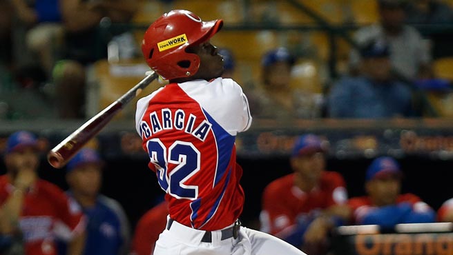 Cuba sacó de carrera a Dominicana de la mano de José Adolis García