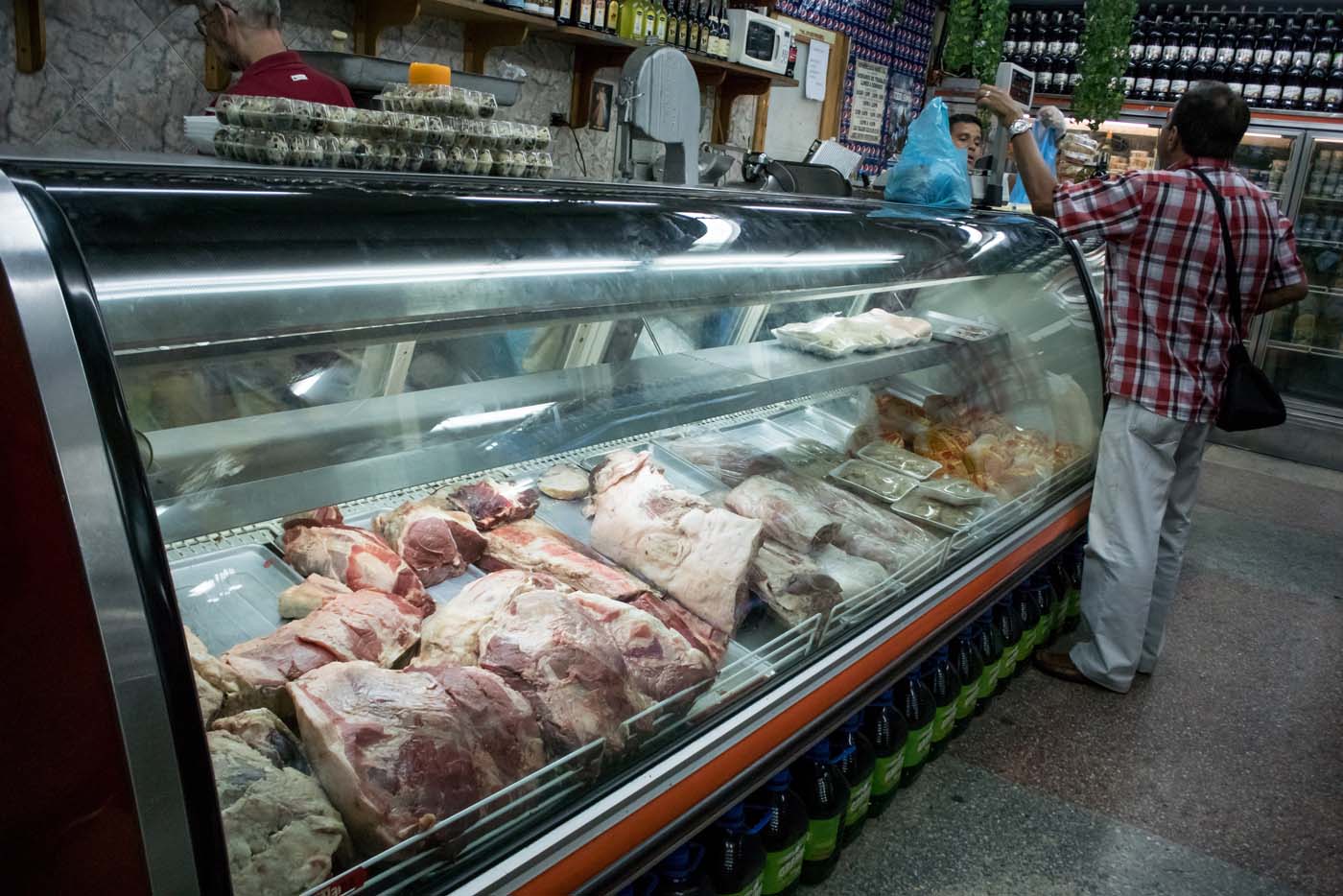 Sopa de hueso, alternativa ante precio SUSTO de la carne