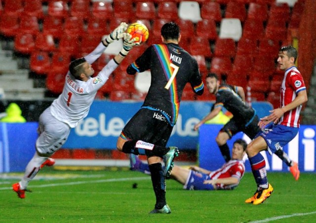 Miku Fedor anota gol al Sporting de Gijón y marca nuevo récord en la Liga española (Video)