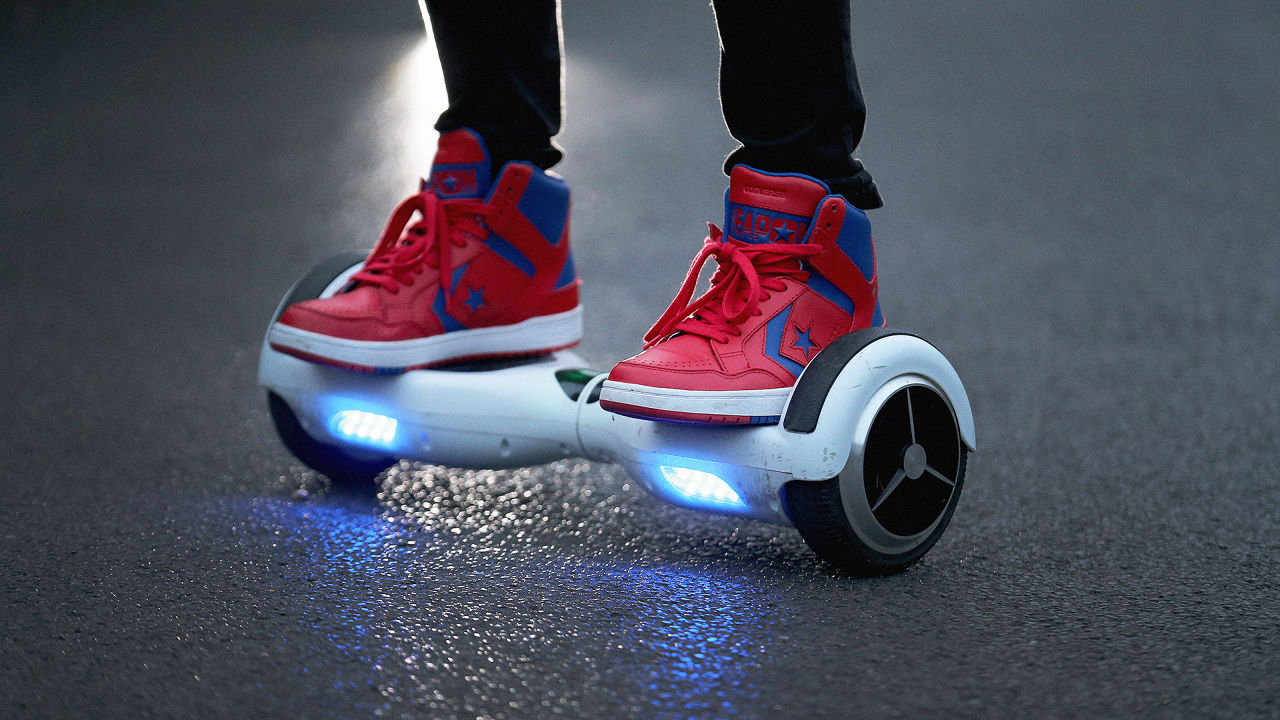 Estados Unidos ordenó retirar del mercado todos los hoverboard