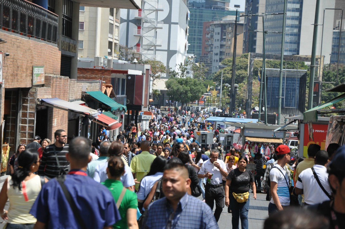 Así se vivió en Chacaíto el apagón de este lunes #22F (FOTOS)