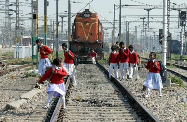 INDIA-POLITICS-RAILWAYS-BUDGET