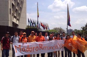 Jóvenes de Voluntad Popular exigieron la renuncia de Nicolas Maduro (FOTOS)