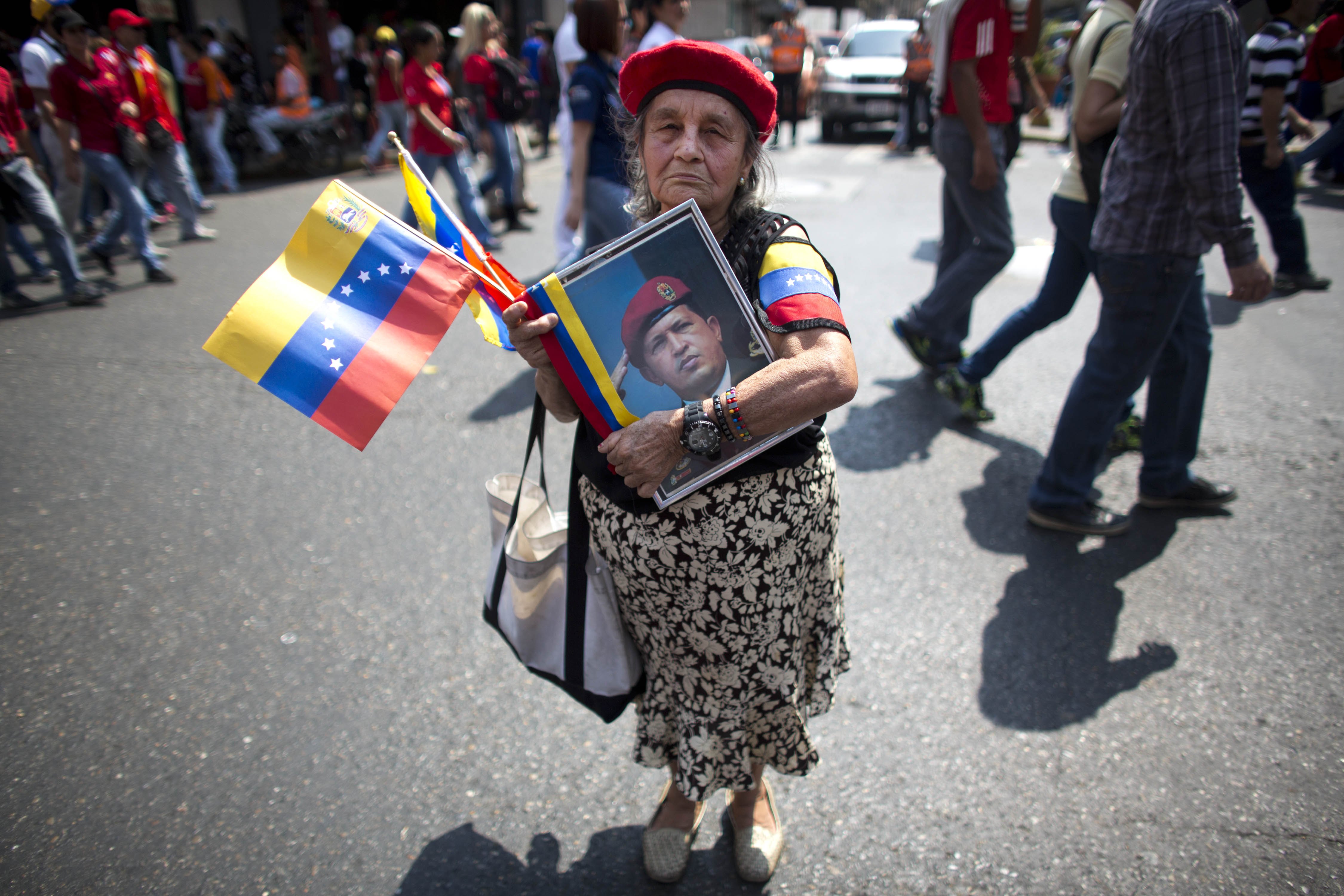 Gobierno conmemora tercer aniversario de la muerte de Chávez en plena crisis económica