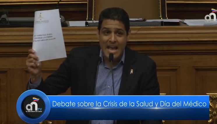 Consigna ante la AN Ley especial para atender crisis en salud (Video)