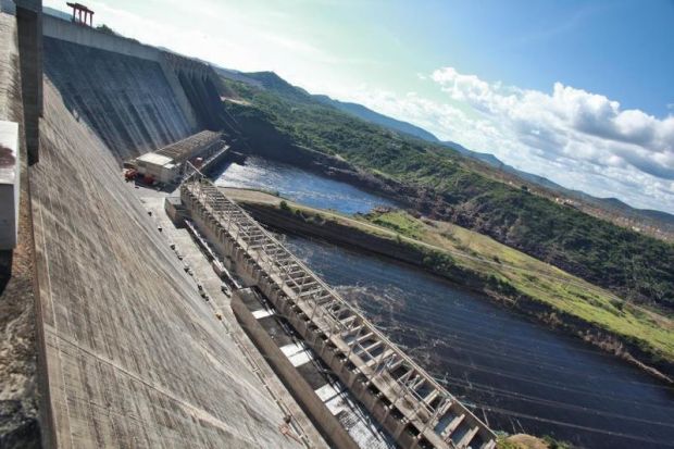 Advierten que si disminuye más el nivel del Guri pueden afectarse las turbinas del embalse