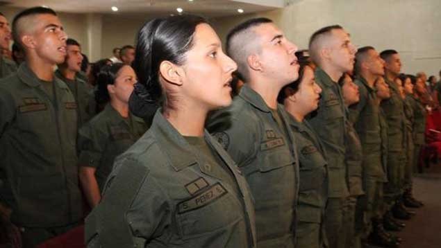 mujer-militat1