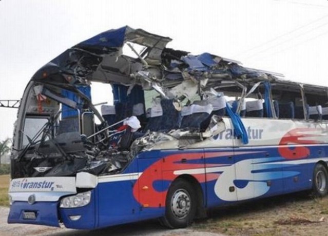 Bus Cuba