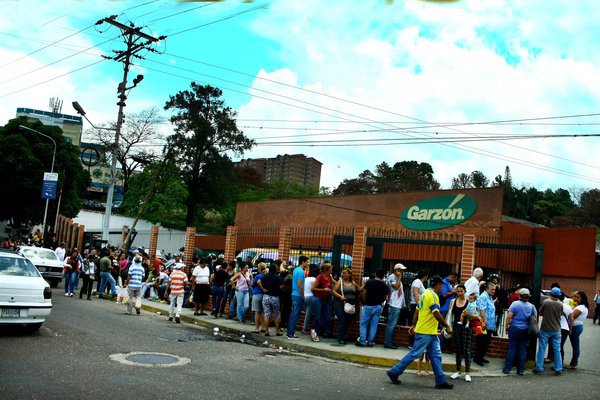 Tachirenses aprovecharon días feriados para hacer cola