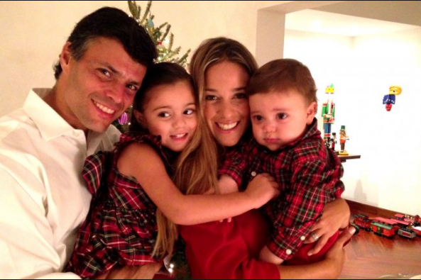 Así felicitaron a Leopoldo López por su cumpleaños sus hijos (Video)