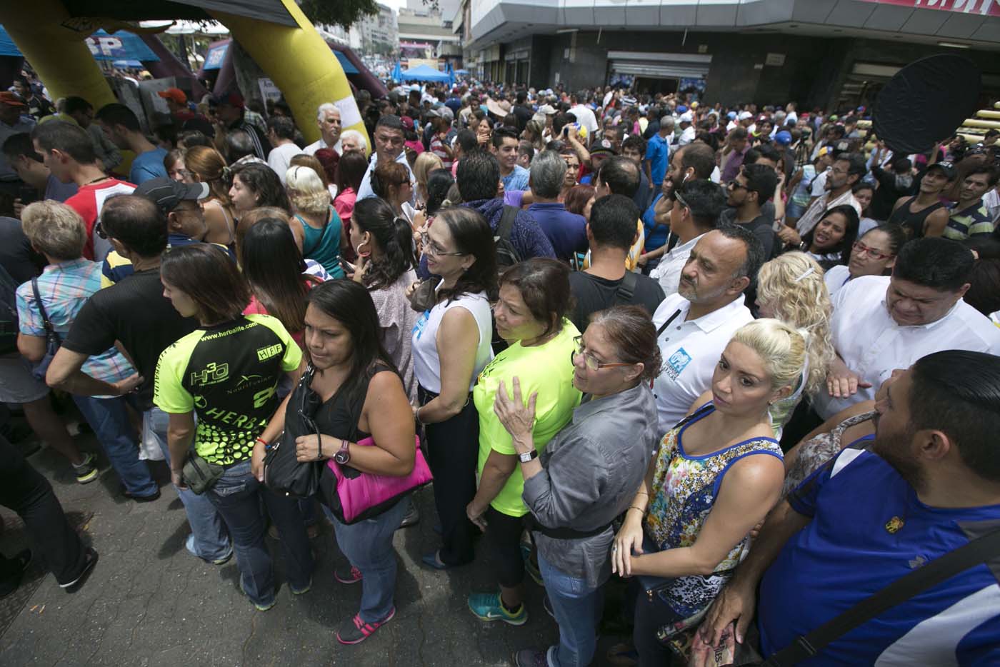 Siete de cada diez venezolanos quieren cambio de Gobierno, según Datanálisis
