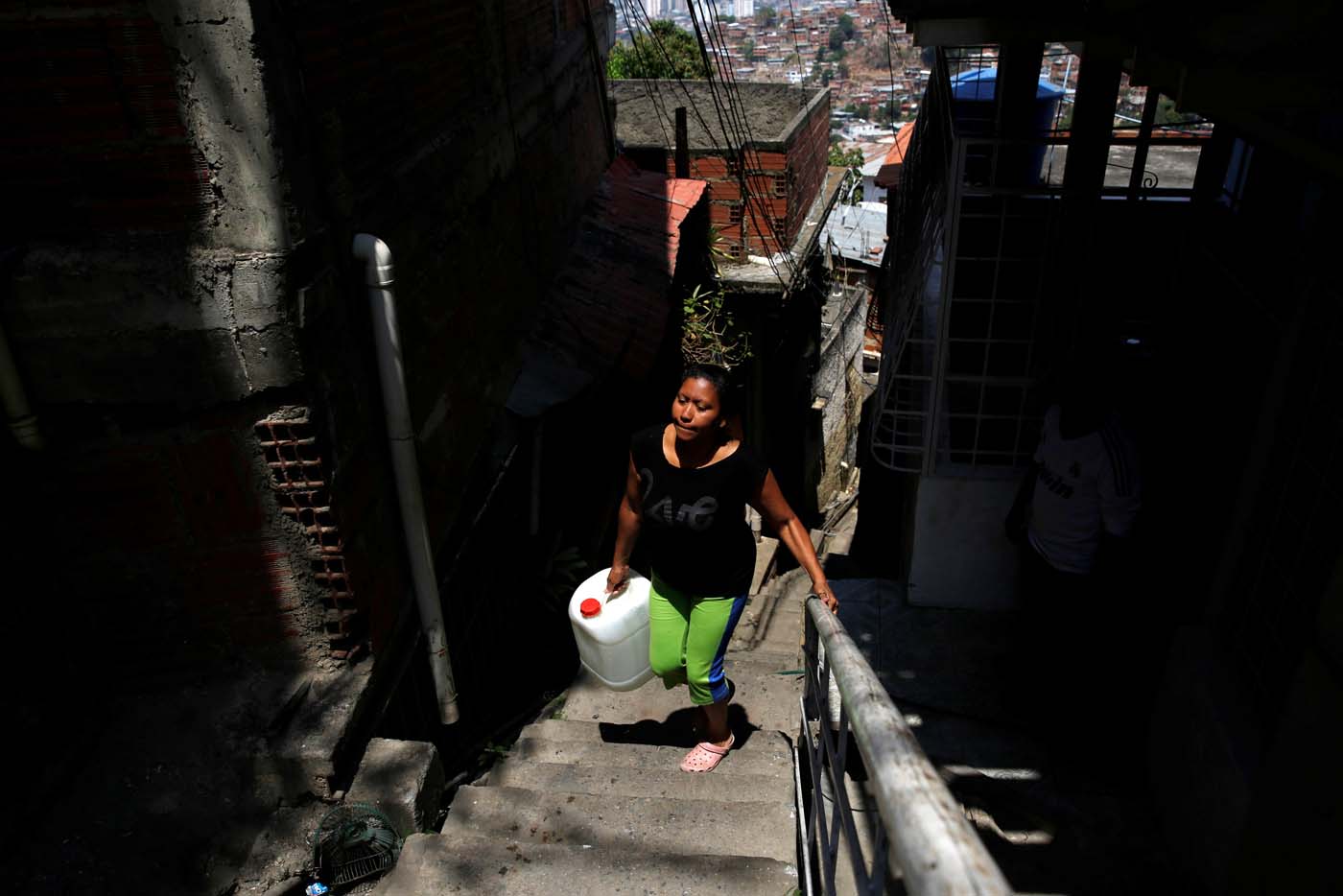 Suspenderán servicio de agua por 48 horas en Valencia