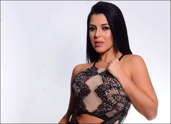 ¡Bendecida! Los cocoteros de Jimena Araya en “deluxe edition” que no puedes dejar de ver