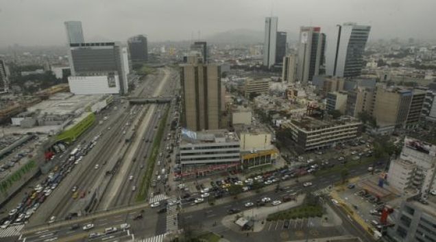 VISTA PANORAMICA DE LA CIUDAD DE LIMA. CENTRO EMPRESARIAL DE SAN ISIDRO