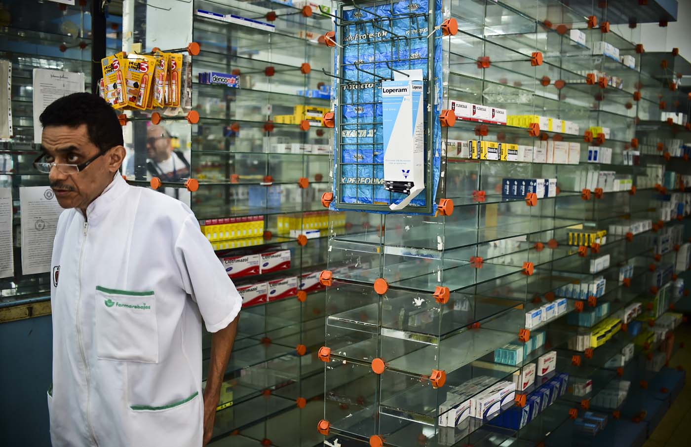 Pacientes crónicos en riesgo por falta de medicinas