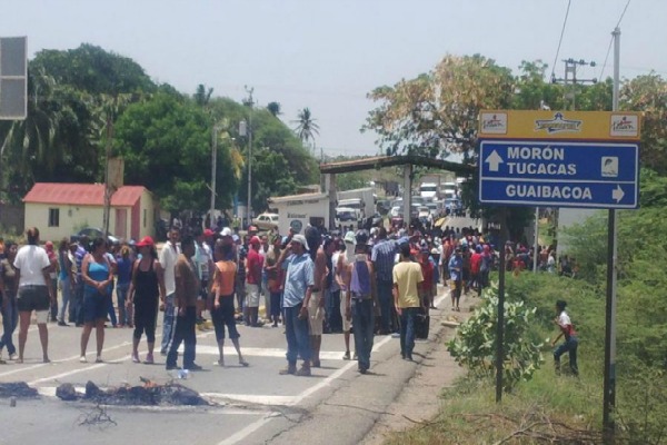 protesta coro moron