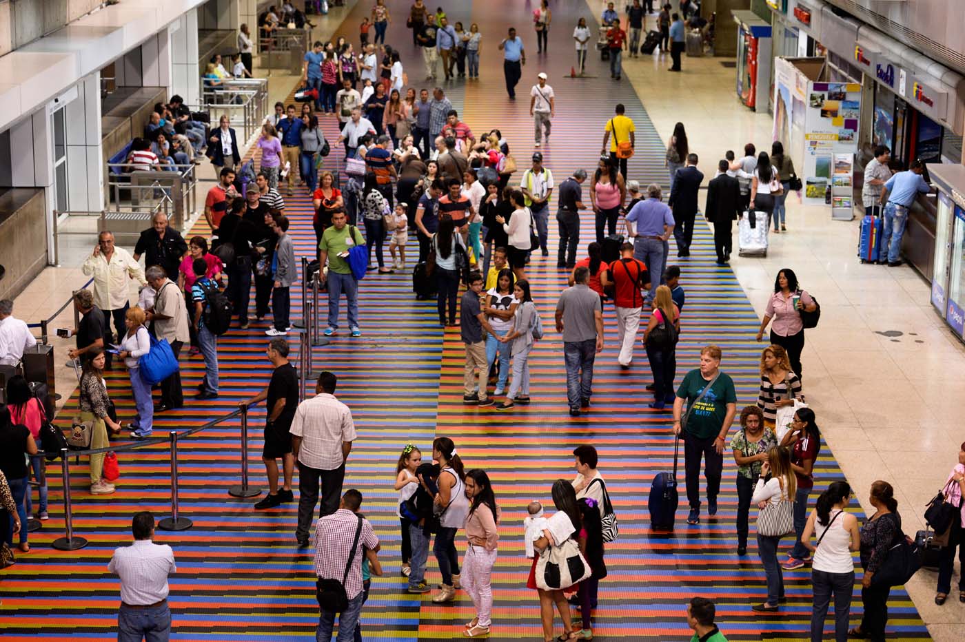 Niños de la calle asaltan a viajeros en Maiquetía