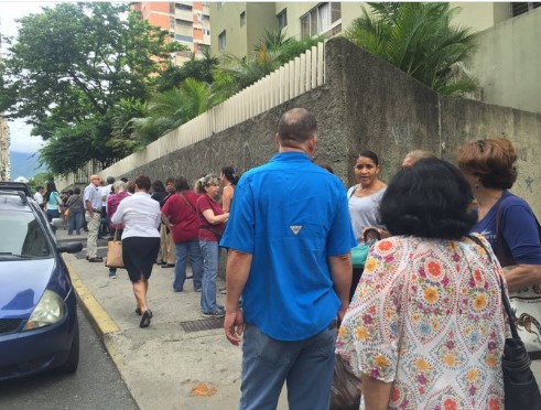 En Miranda la ciudadanía ya se activó para la validación de firmas (Fotos y video)