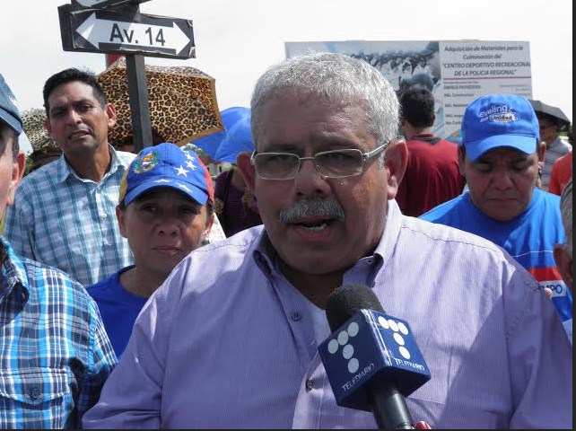 Elías Matta denunció activación de máquinas en municipios donde no hay validación de firmas