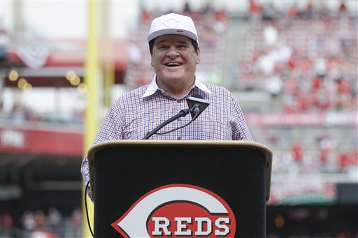 Pete Rose ingresa al Salón de la Fama de los Rojos de Cincinnati