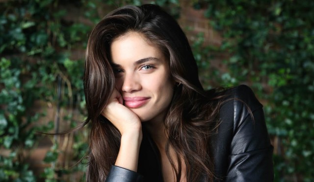 sara-sampaio-model