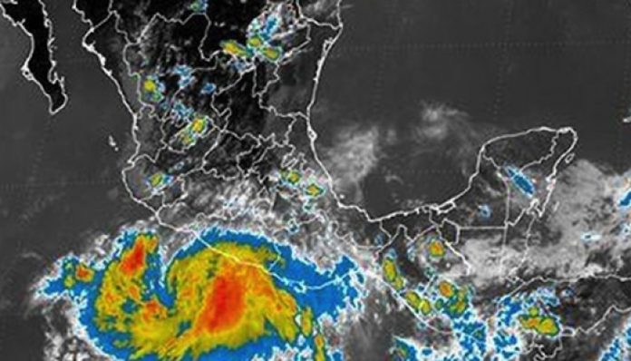 Tormenta tropical Blas se forma en el Pacífico lejos de las costas mexicanas