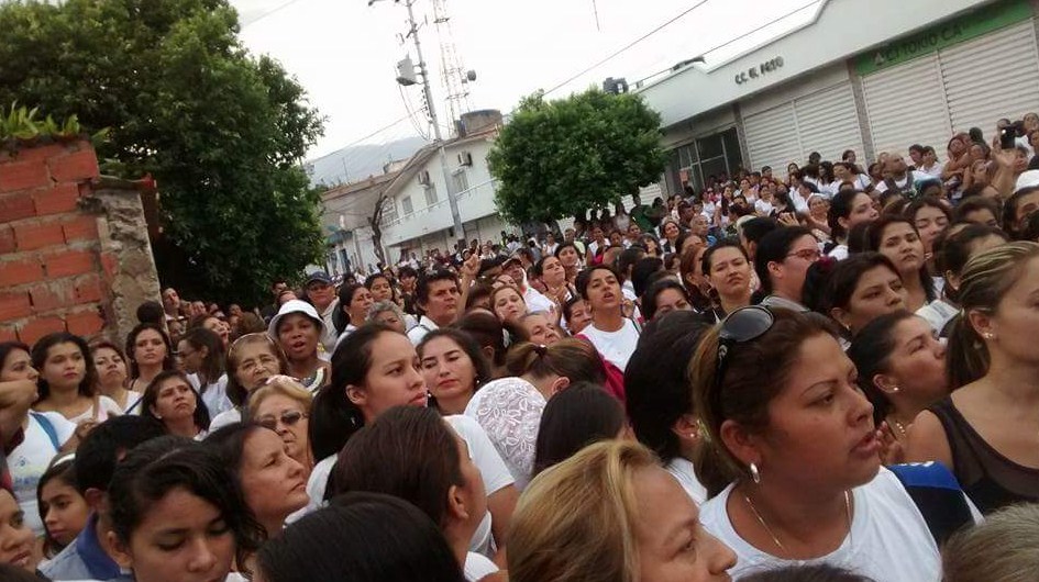 Cuando el hambre venció el miedo a la GNB (Video)