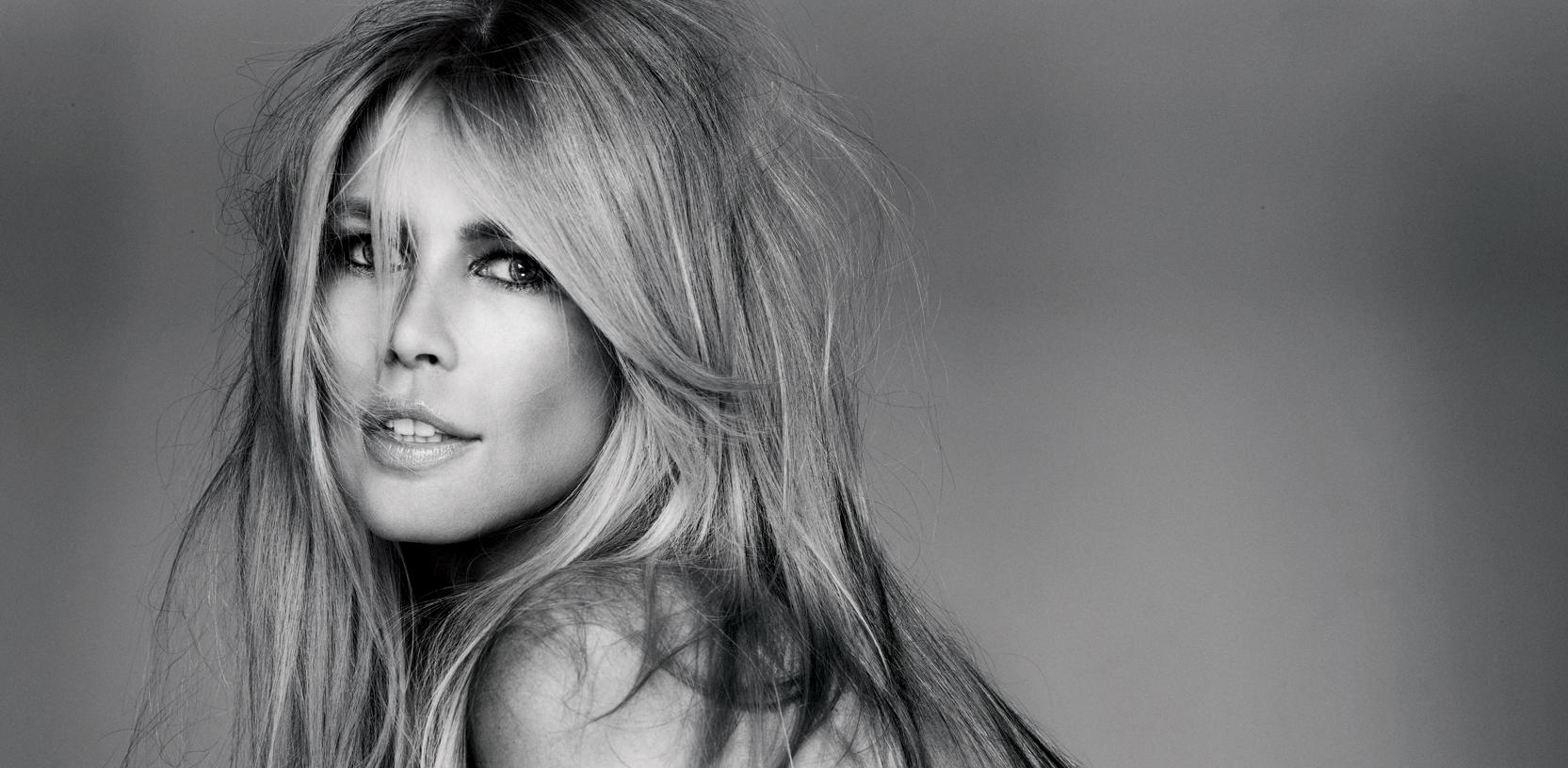 Investigan a Claudia Schiffer por delito medioambiental