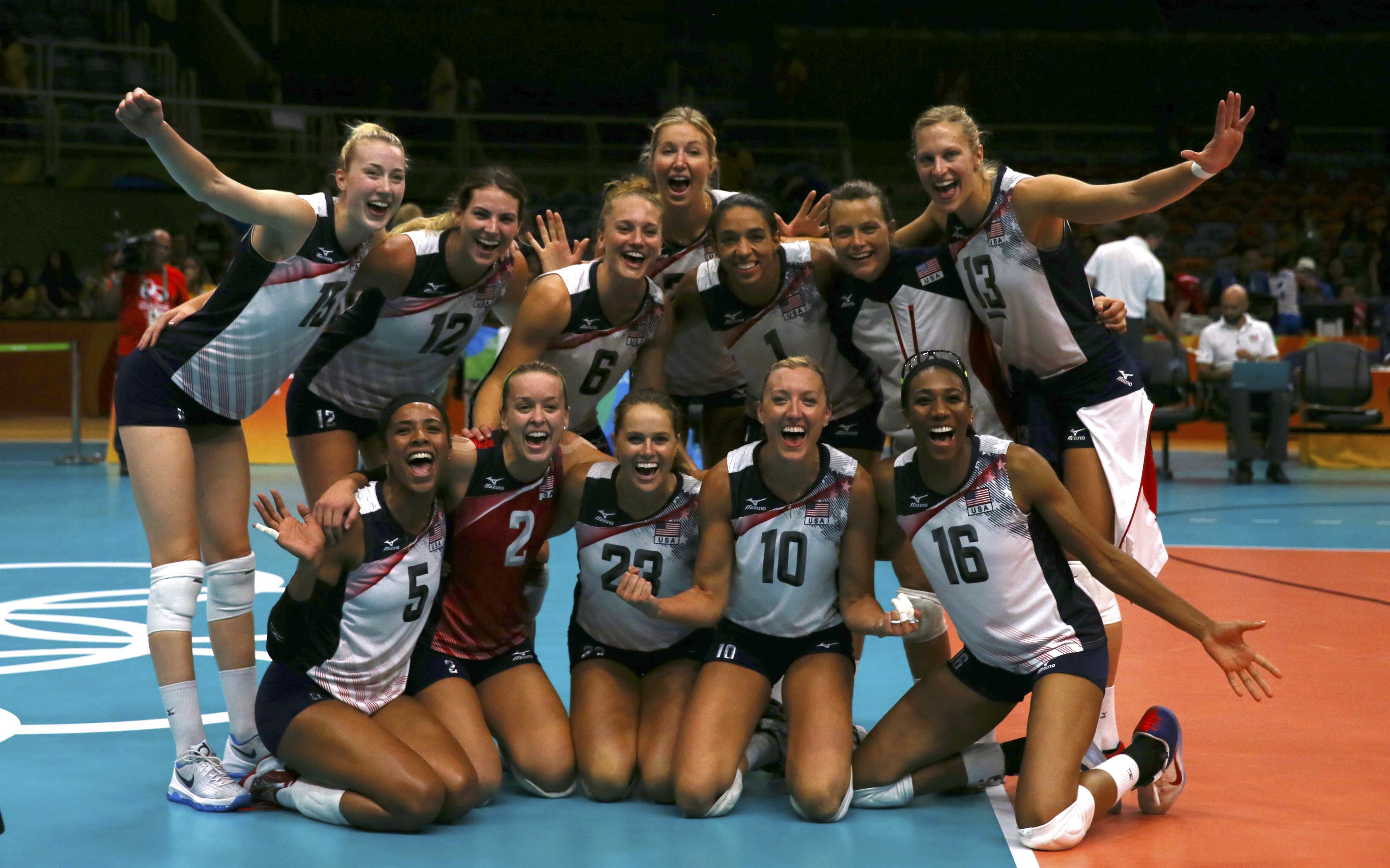 Sin sorpresas, EEUU vence a novato Puerto Rico en voleibol femenino