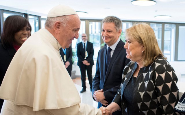 El papa Francisco y la canciller argentina, Susana Malcorra (Foto archivo)