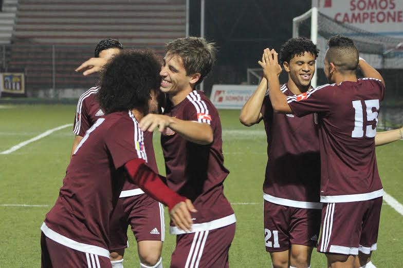 Carabobo vence a Llaneros para aumentar su ventaja en el Torneo Clausura