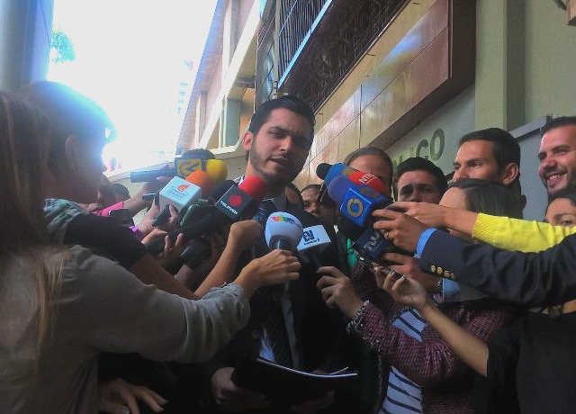 Abogado de Yon Goicoechea: Se encuentra bien y firme en sus convicciones