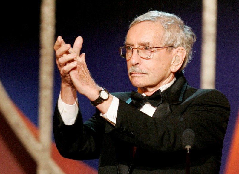 Muere escritor Edward Albee, autor de “¿Quién teme a Virginia Woolf?”