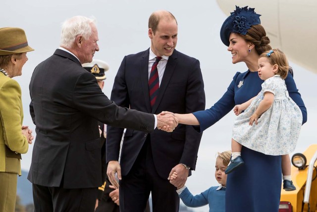 2016-09-25T034938Z_532931501_S1AEUDGMJYAB_RTRMADP_3_BRITAIN-ROYALS-CANADA