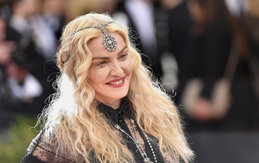 ¡Sin pudor! Madonna se ‘desnudó’ en apoyo a Hillary Clinton (FOTOS)