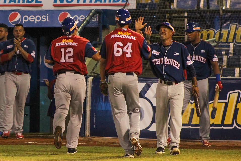 Tiburones consiguen su primer triunfo de la campaña ante Magallanes en Valencia