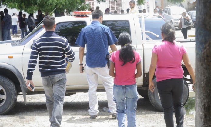 Niña de tres años habría sido asesinada por su padrastro en Lara