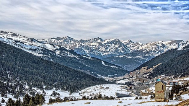 Andorra tampoco gasta dinero en mantener su propio Ejército. De su defensa responden Francia y España.