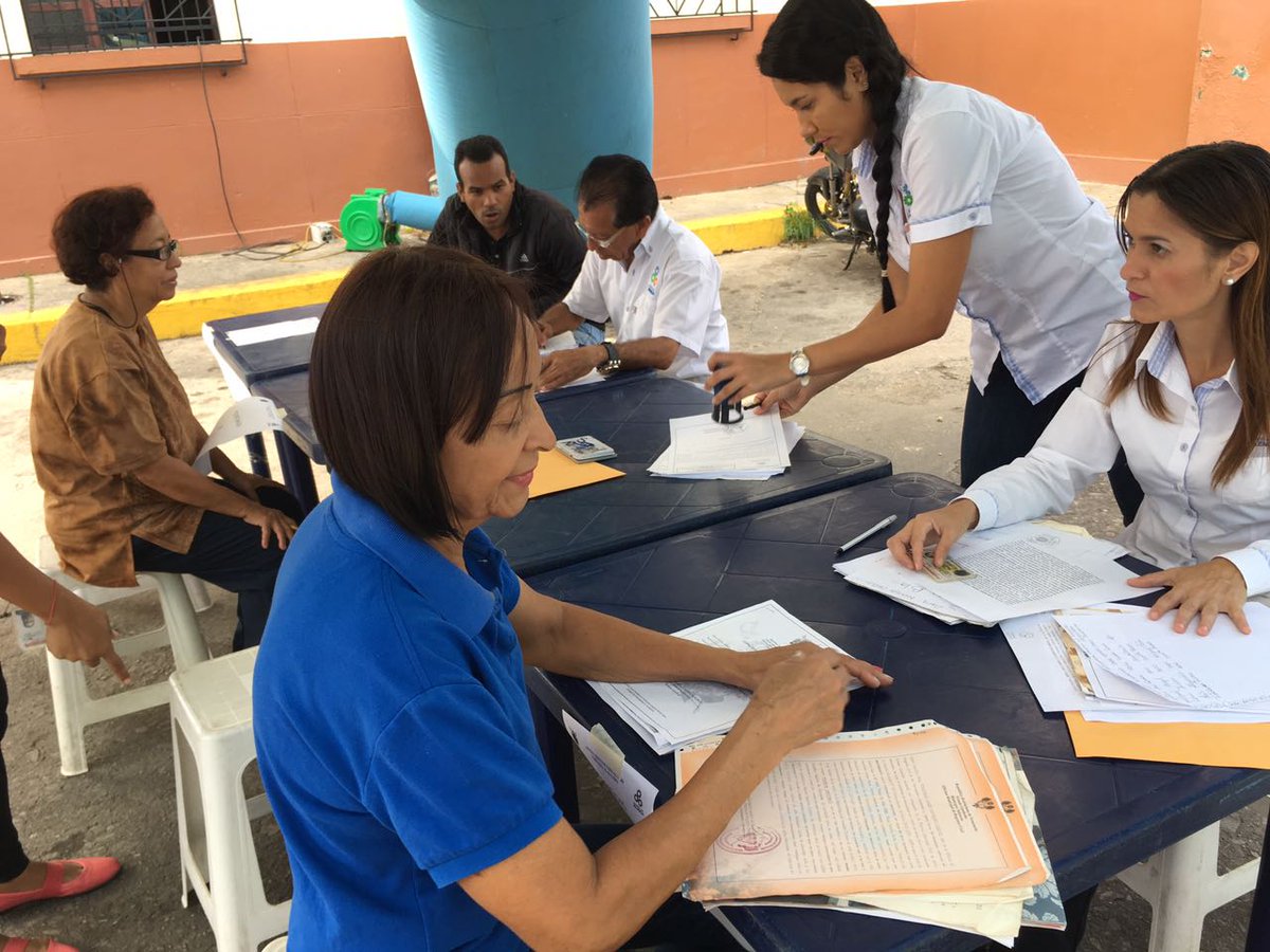 Alcaldía de Valencia realizó jornada especial de Registro  Civil en Colegio Don Bosco