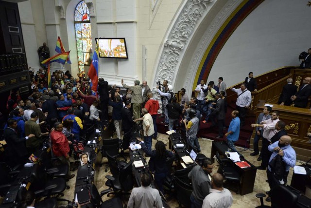 asalto a la asamblea nacional