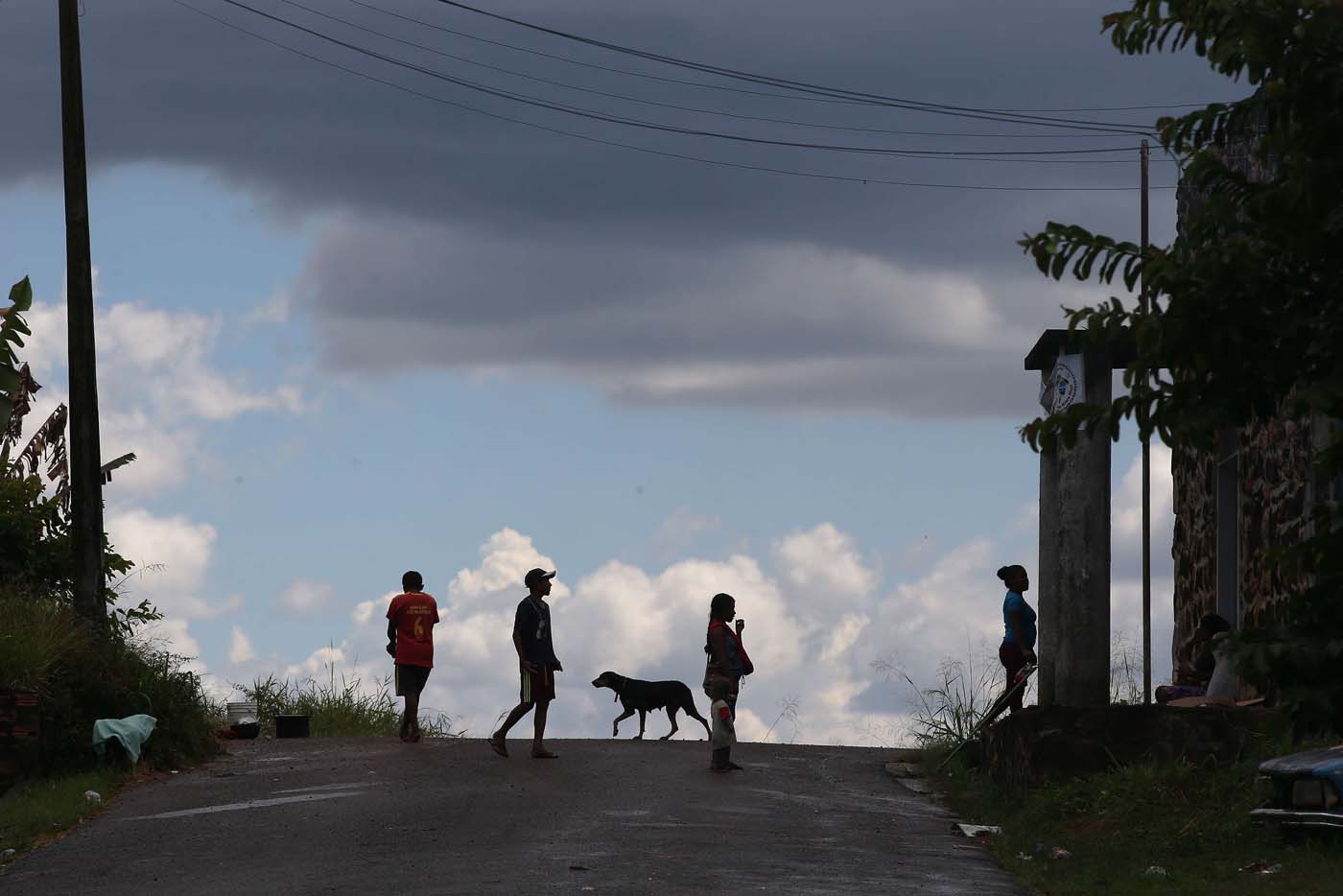 España y Brasil, los destinos que eligen los venezolanos para escapar de la crisis