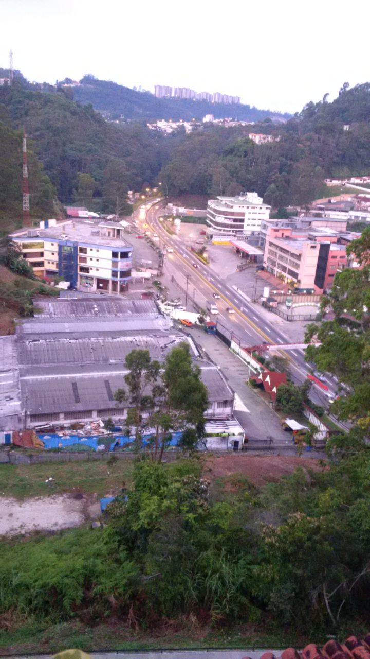 La Panamericana casi vacía #ParoNacionalContraMaduro