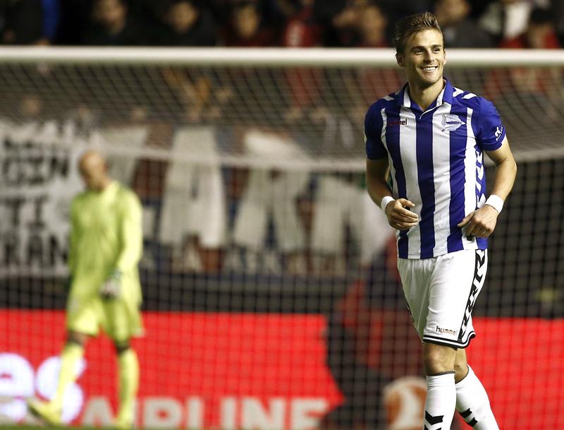 Gol de Christian Santos reencuentra al Alavés con el triunfo