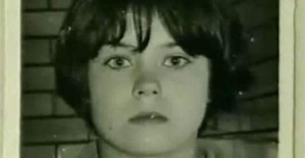 Conoce la terrible historia de Mary Bell, la niña prostituta y asesina